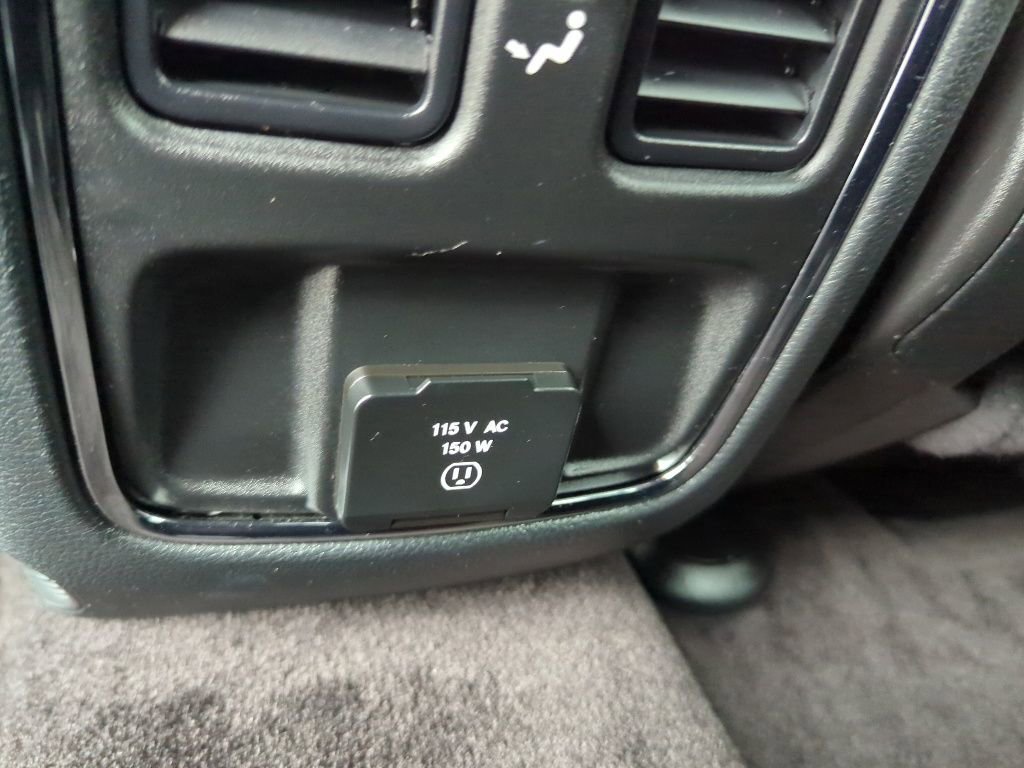 Used 2018 Jeep Grand Cherokee Altitude AWD/4WD image 38