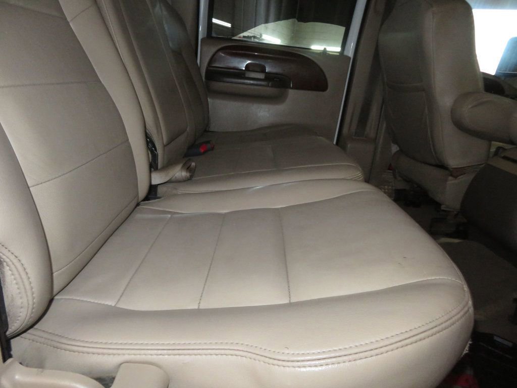 Used 2004 Ford F250 Lariat image 32