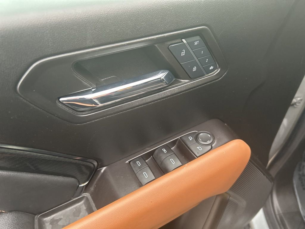 Used 2024 GMC Canyon AT4 w/ AT4 Premium Package image 14