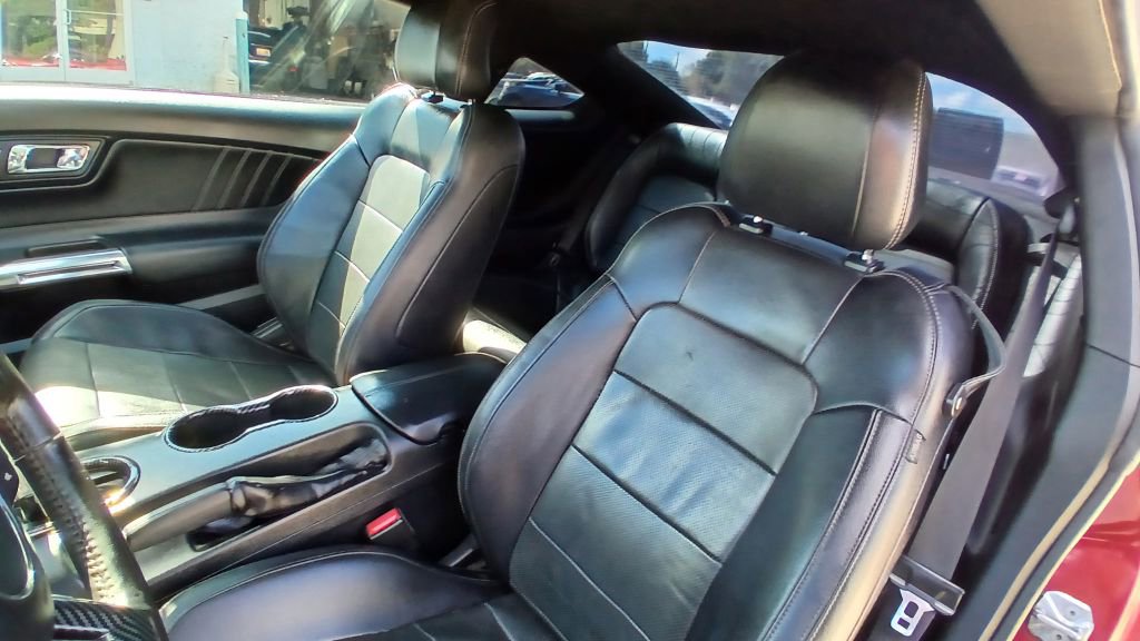 Used 2016 Ford Mustang GT Premium image 11