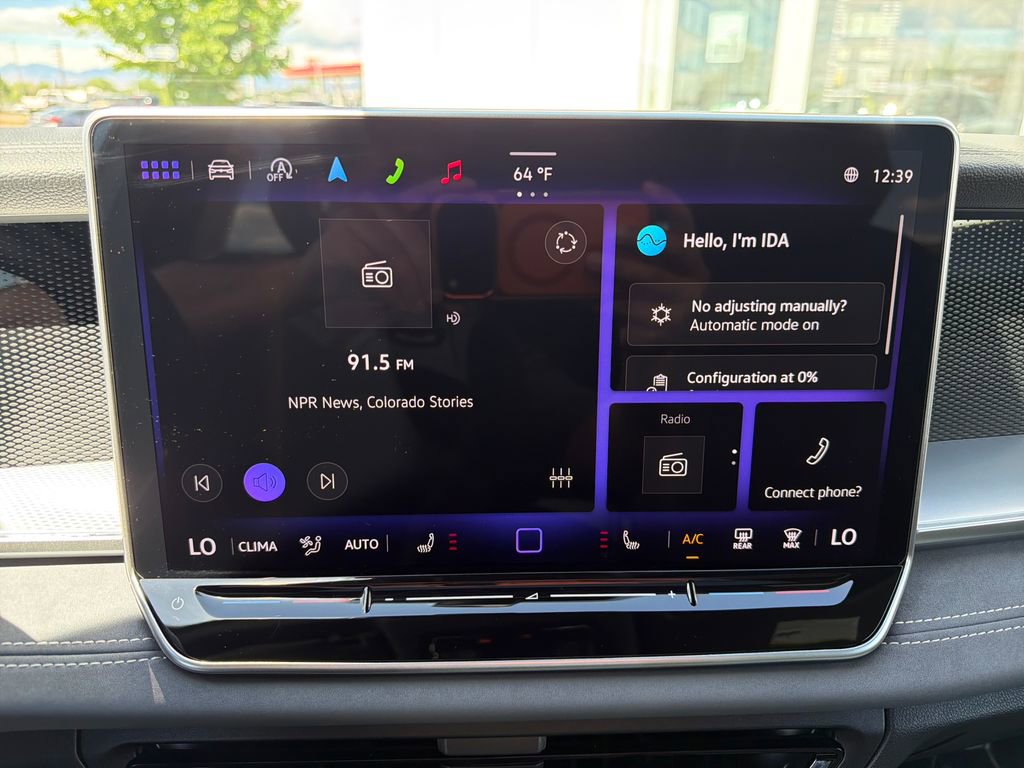 Certified 2025 Volkswagen Tiguan SE R-Line AWD/4WD image 20