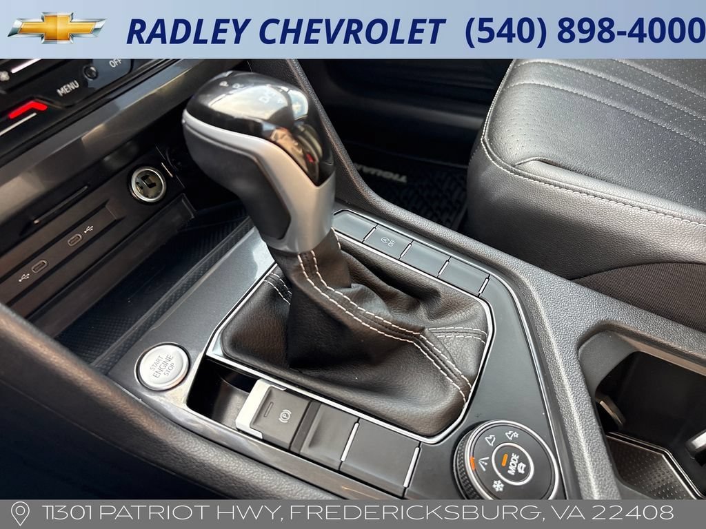 Used 2024 Volkswagen Tiguan SE w/ Panoramic Sunroof Package AWD/4WD image 19