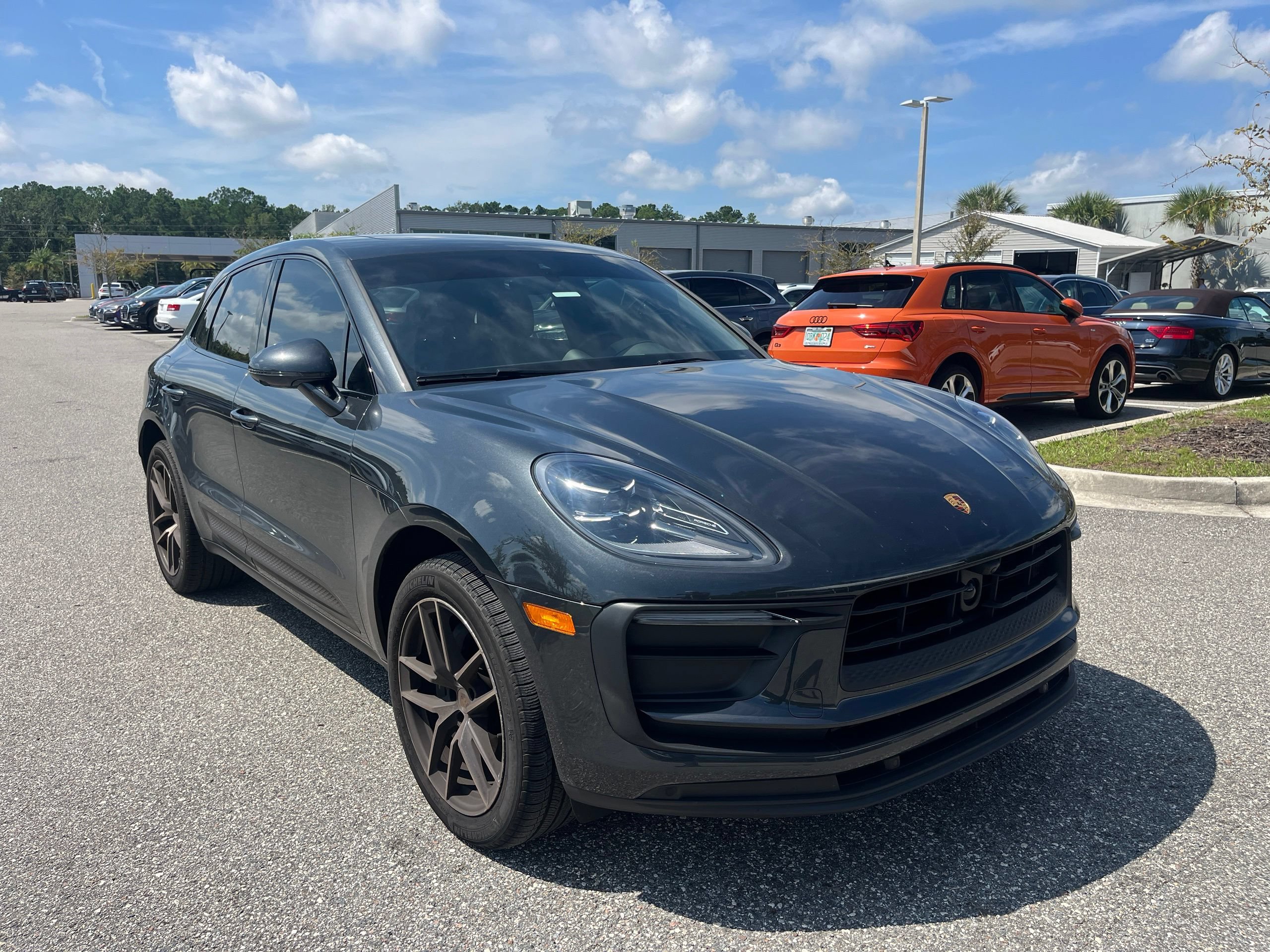 Used 2024 Porsche Macan AWD/4WD image 20