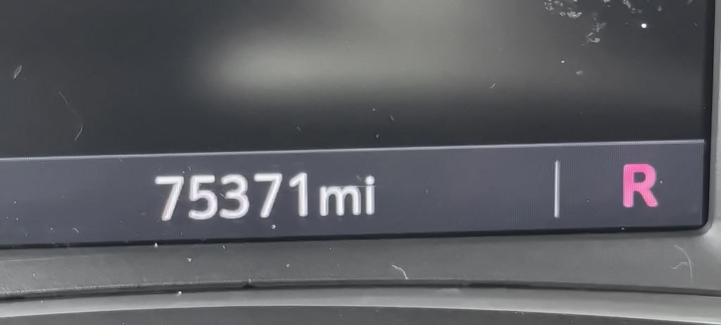 Used 2021 GMC Terrain SLT w/ Infotainment Package II AWD/4WD image 19
