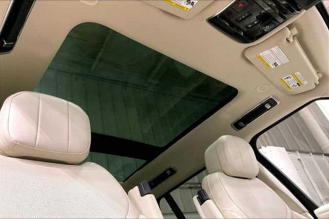 Used 2023 Land Rover Range Rover SE image 22