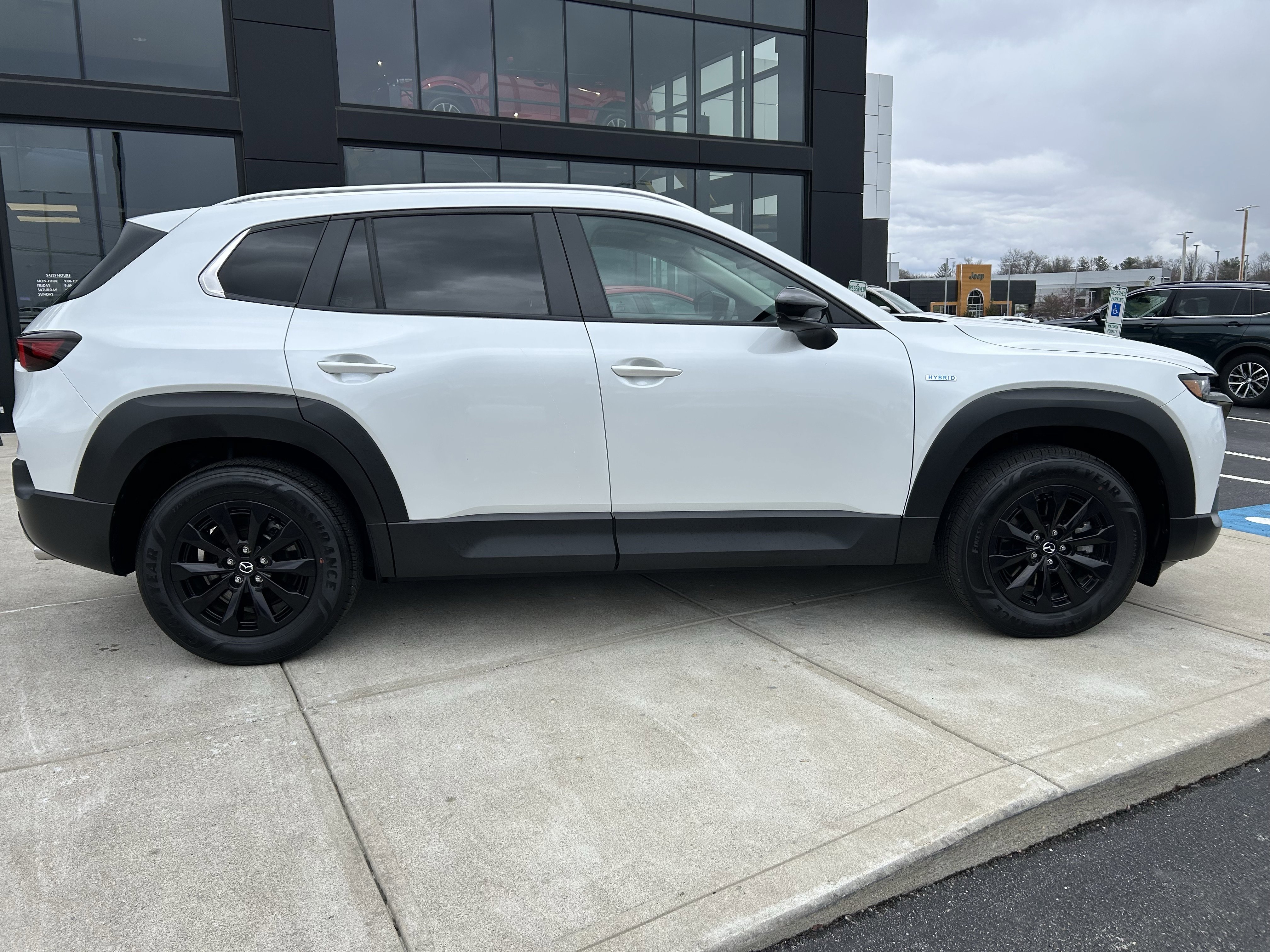 Certified 2025 MAZDA CX-50 2.5 Hybrid image 8