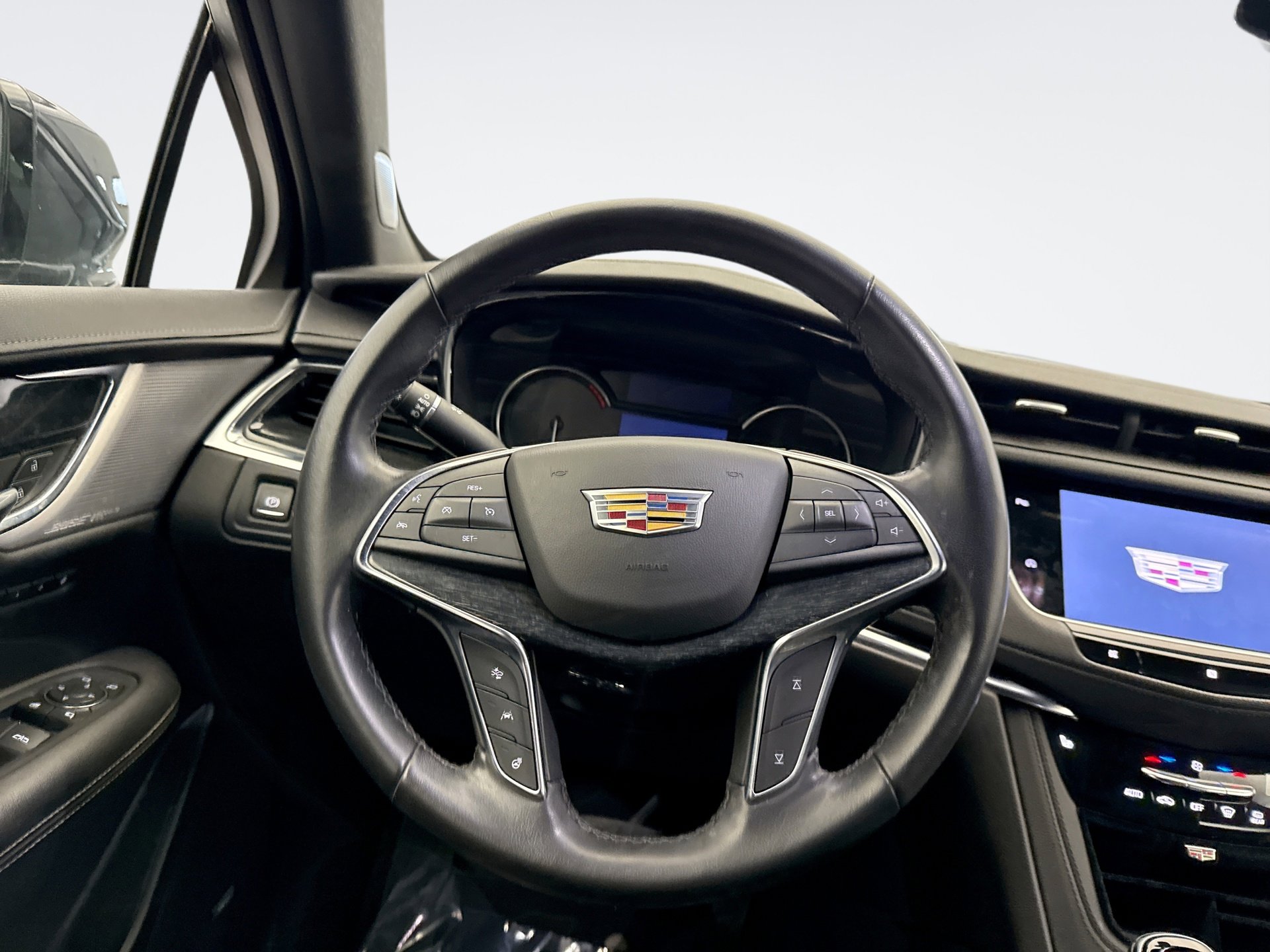 Used 2021 Cadillac XT5 Premium Luxury image 12