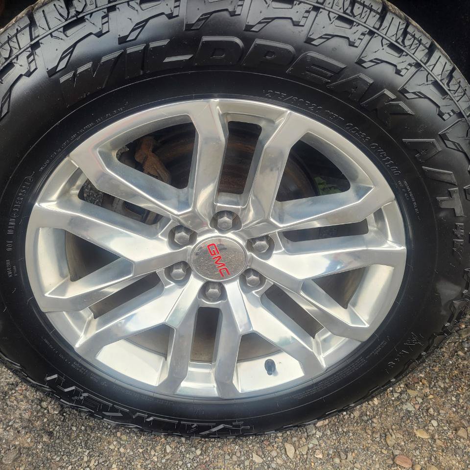 Used 2019 GMC Sierra 1500 SLT w/ SLT Premium Plus Package AWD/4WD image 51