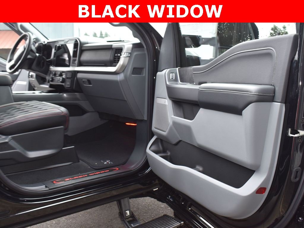 New 2025 Ford F250 XLT w/ Black Appearance Package image 24