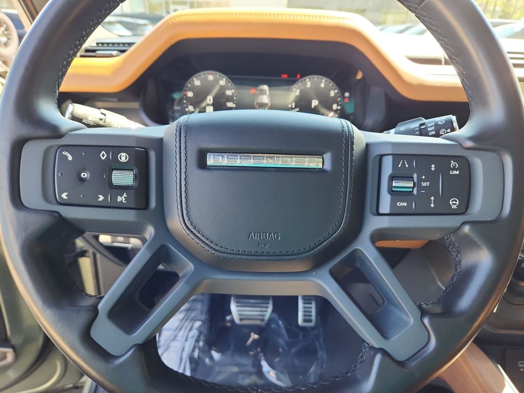 Used 2024 Land Rover Defender 110 X AWD/4WD image 16