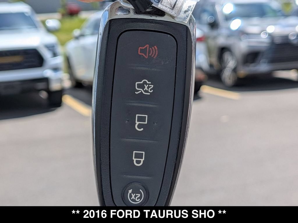 Used 2016 Ford Taurus SHO AWD/4WD image 27