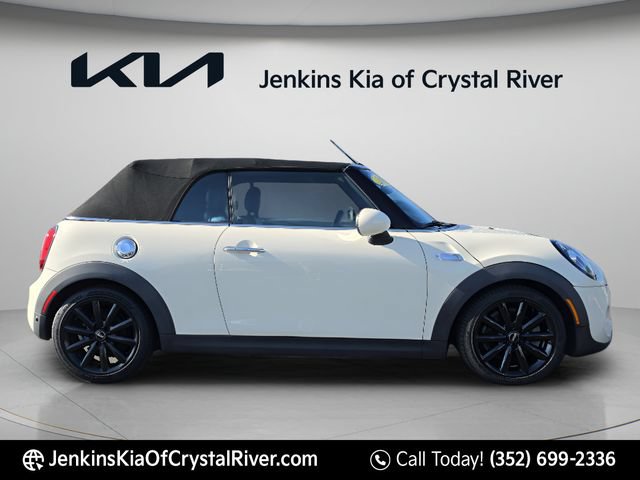 Used 2019 MINI Cooper S w/ Premium Package FWD image 4