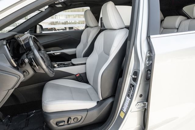 Used 2023 Lexus RX 350h w/ Accessory Package (Z1) AWD/4WD image 11