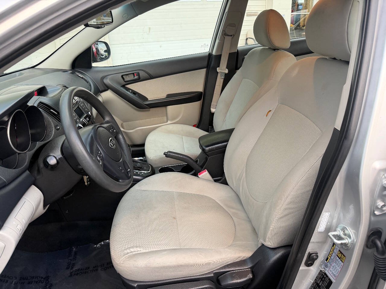 Used 2012 Kia Forte EX FWD image 16
