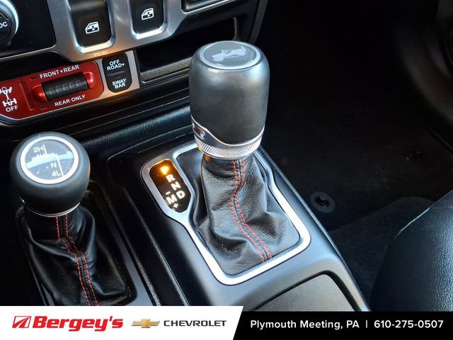 Used 2021 Jeep Wrangler Rubicon w/ Uconnect 4C Nav & Sound Group AWD/4WD image 17