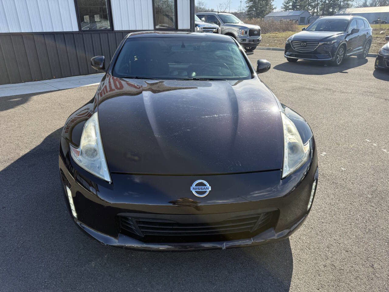 Used 2016 Nissan 370Z Coupe image 3