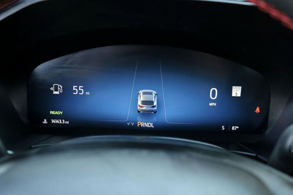 Used 2024 Ford Escape ST-Line Elite w/ Premium Technology Package image 12