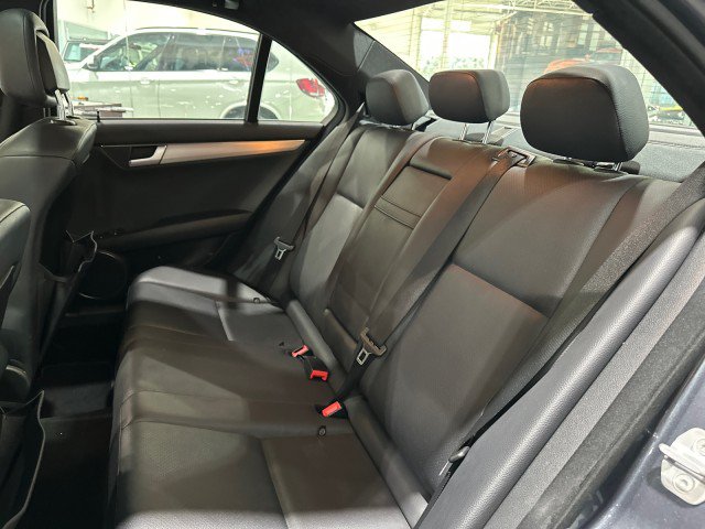 Used 2013 Mercedes-Benz C 250 Sedan image 6