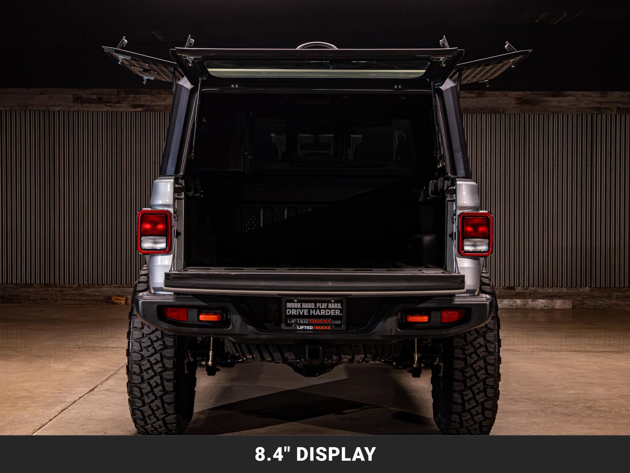 Used 2023 Jeep Gladiator Mojave w/ Trailer Tow Package AWD/4WD image 8