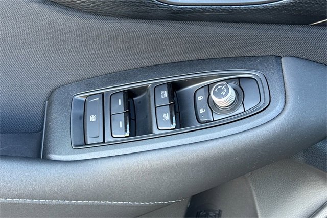 Used 2025 Subaru Outback Premium w/ Popular Package #1A image 12