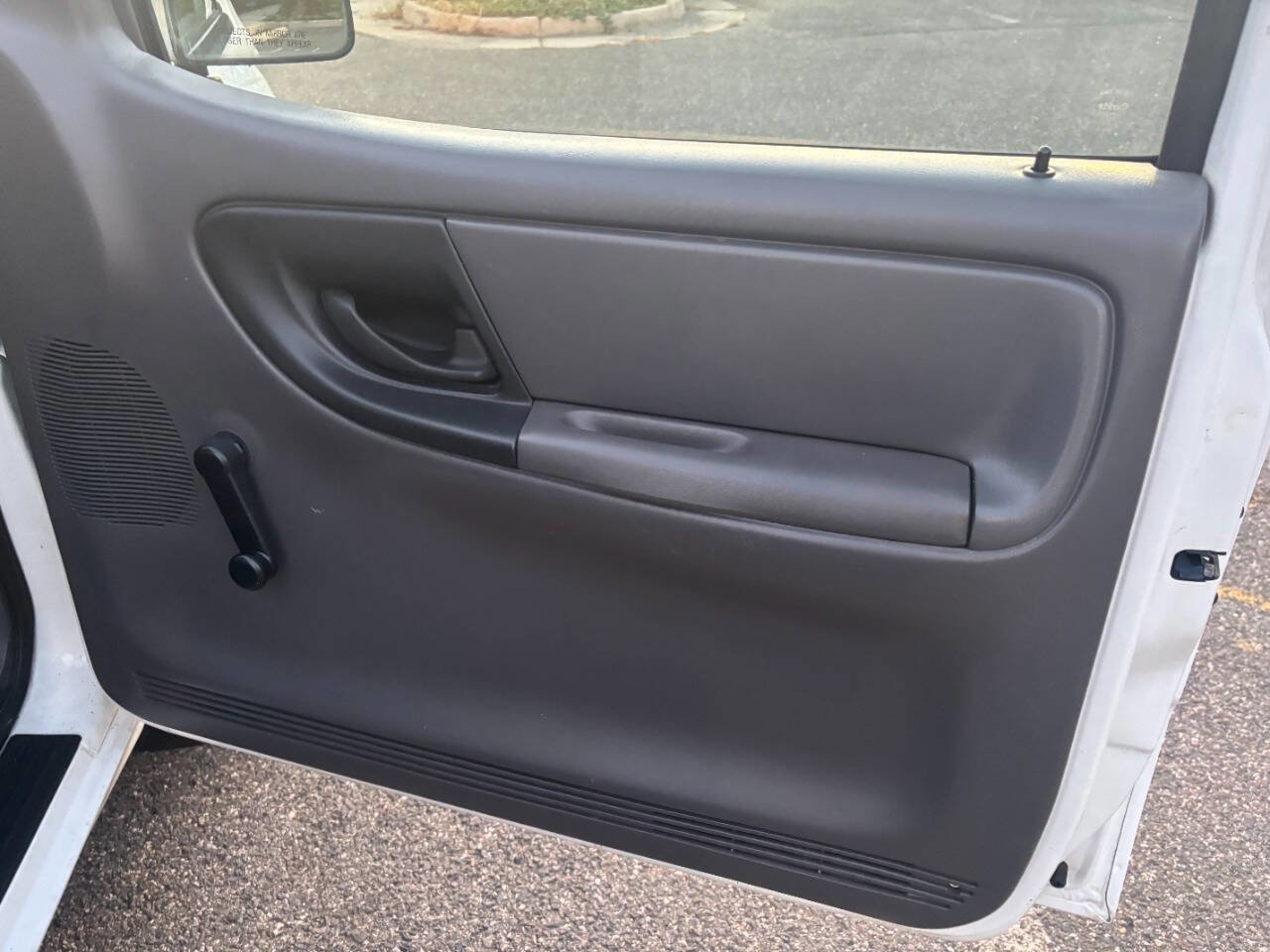 Used 2001 Ford Ranger XL image 17