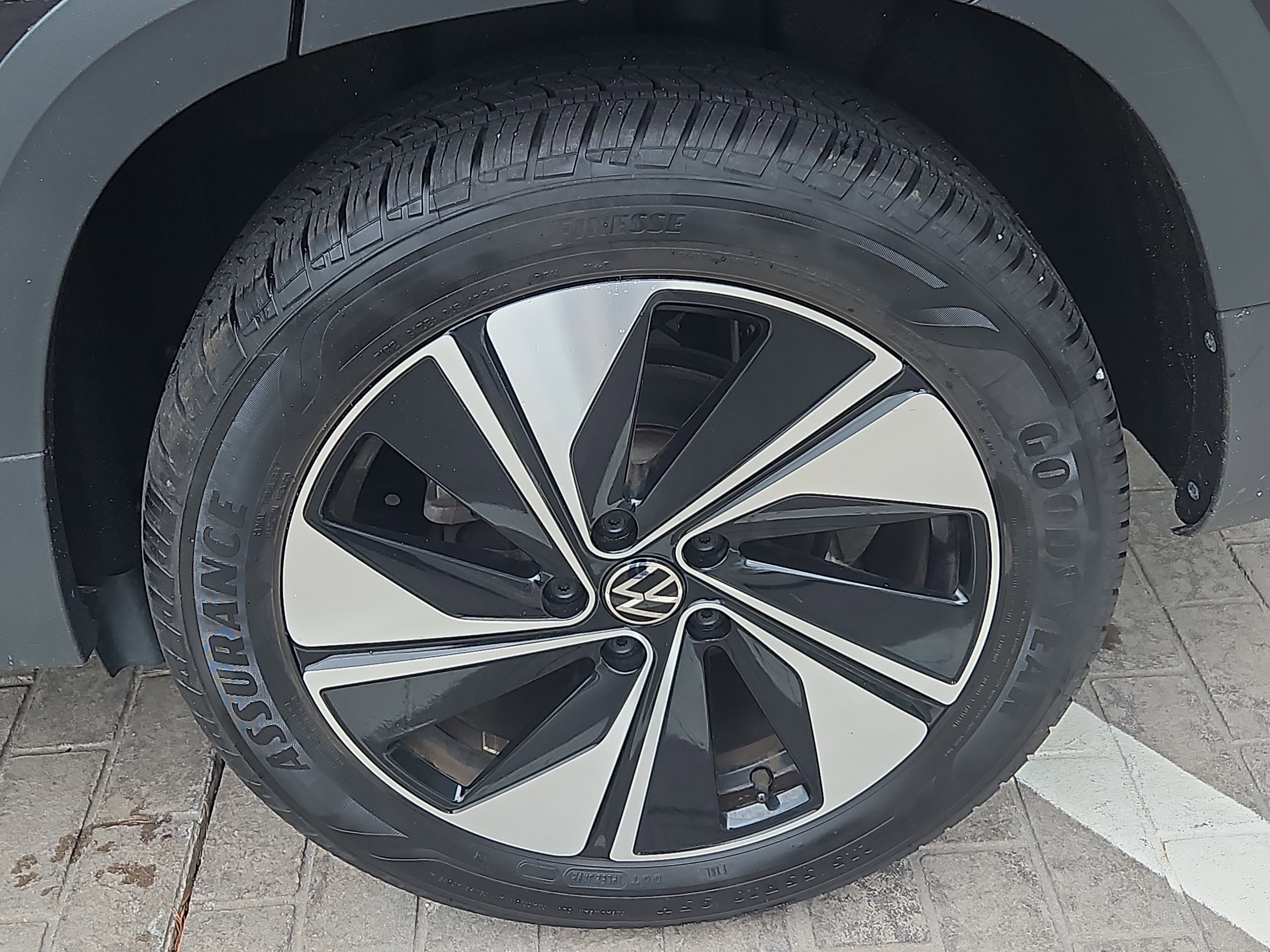 Certified 2024 Volkswagen Taos SE AWD/4WD image 27