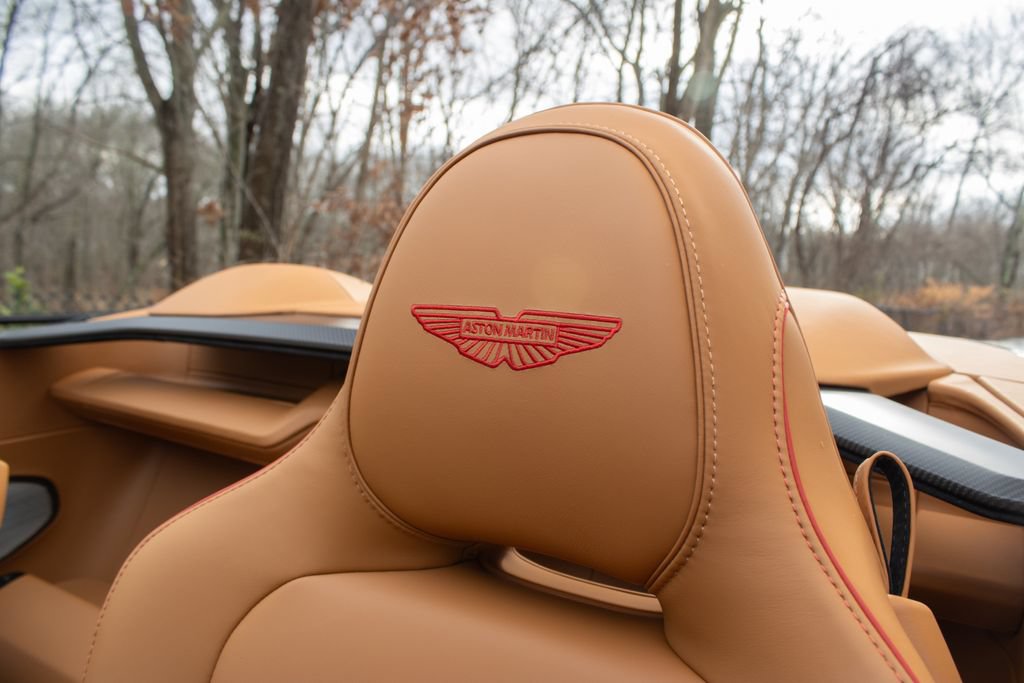 New 2026 Aston Martin Vanquish Convertible RWD image 15