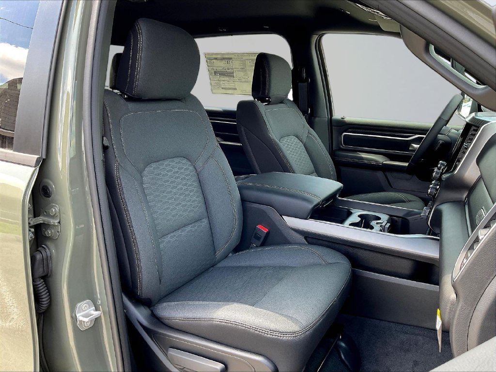 New 2026 RAM 1500 Big Horn w/ Night Edition AWD/4WD image 13