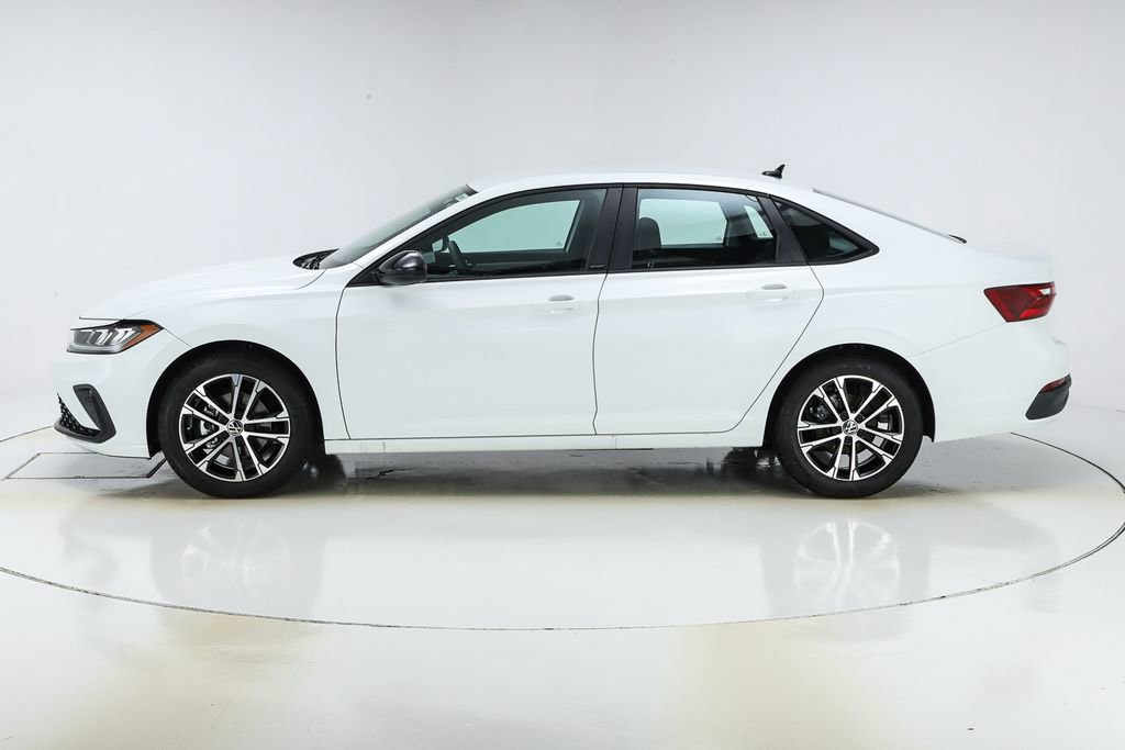 New 2025 Volkswagen Jetta Sport image 2