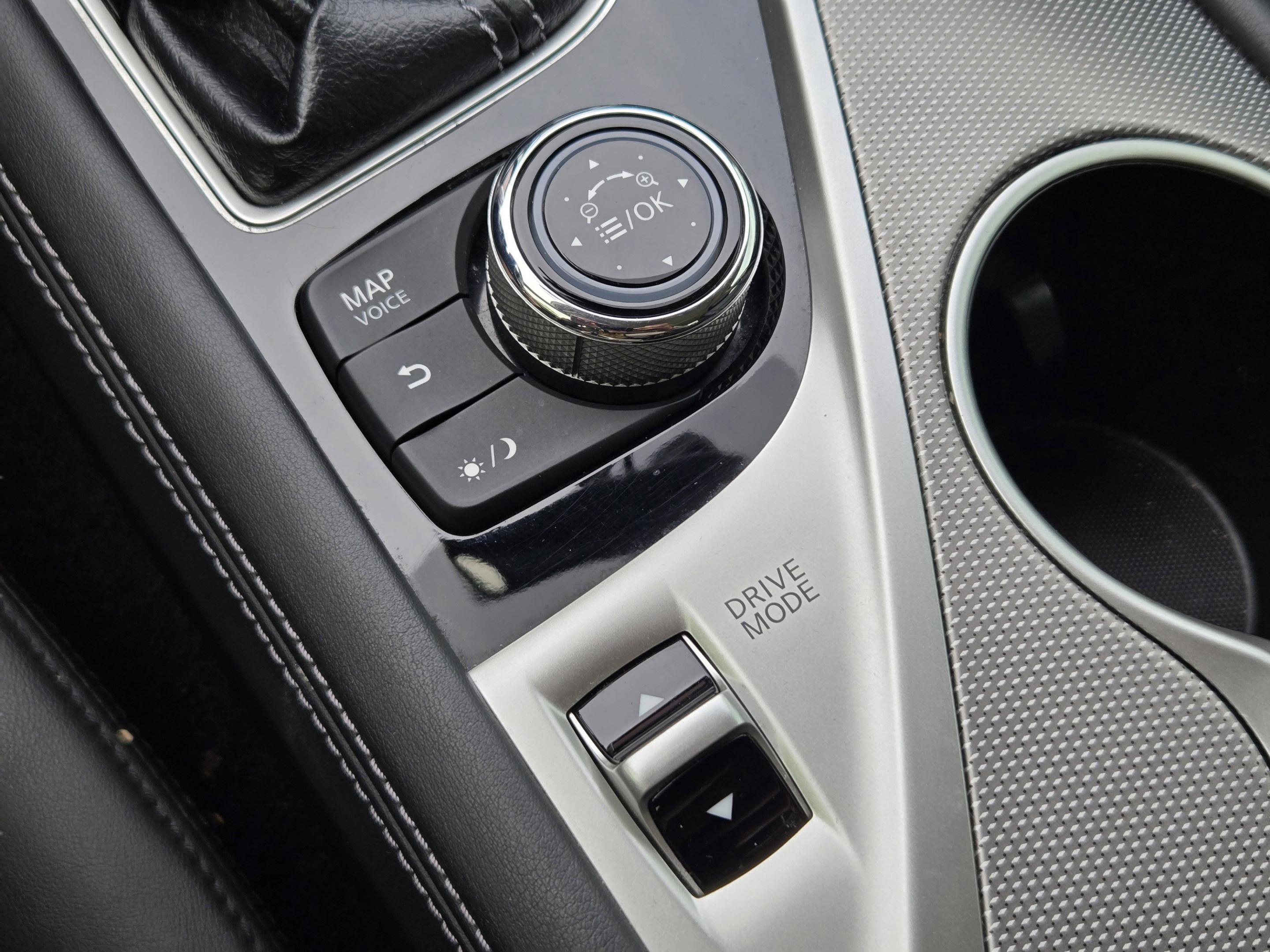 Used 2017 INFINITI Q50 3.0t Premium w/ 3.0T Premium Plus Package image 15