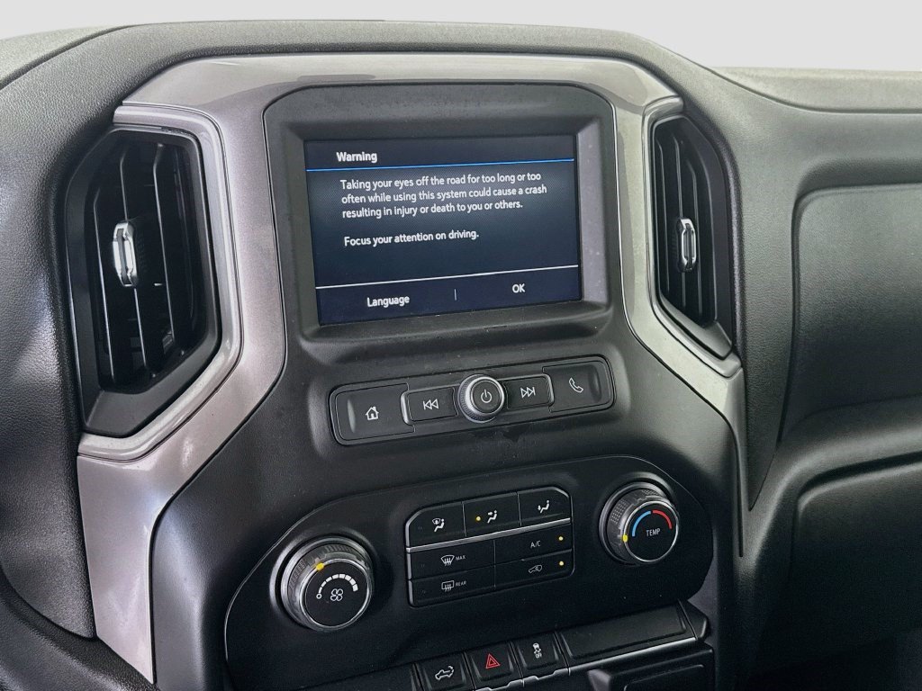 Used 2020 Chevrolet Silverado 1500 Custom w/ Custom Value Package AWD/4WD image 16