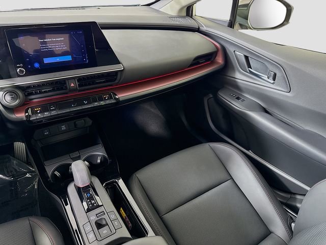 Used 2025 Toyota Prius Plug-In Hybrid image 24