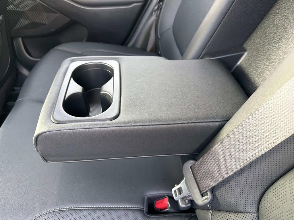 Used 2025 Kia Seltos EX FWD image 7