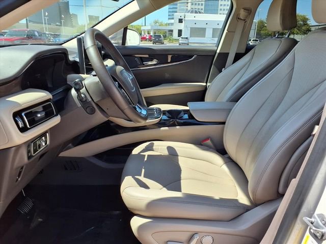 Certified 2023 Lincoln Nautilus Reserve w/ Luxury Package image 4