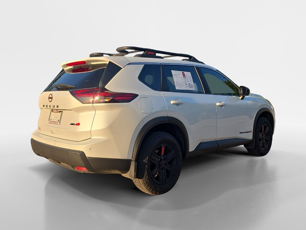 Certified 2025 Nissan Rogue SV image 5