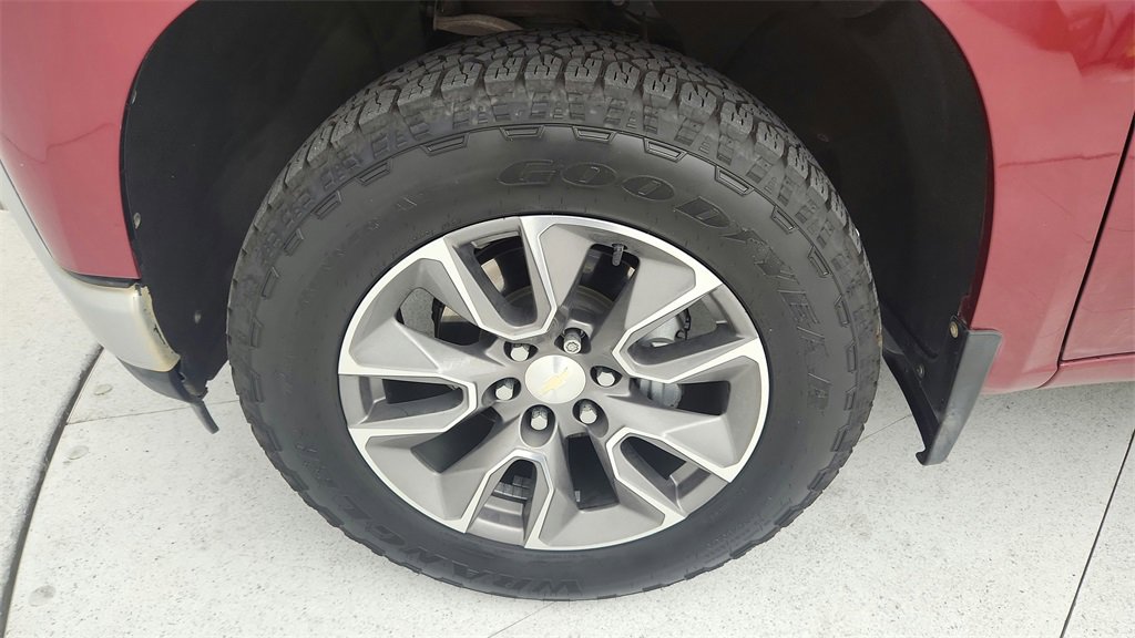 Used 2020 Chevrolet Silverado 1500 LT w/ Texas Edition image 29