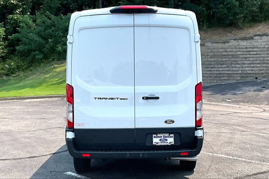 New 2026 Ford Transit 350 148 Medium Roof RWD image 4