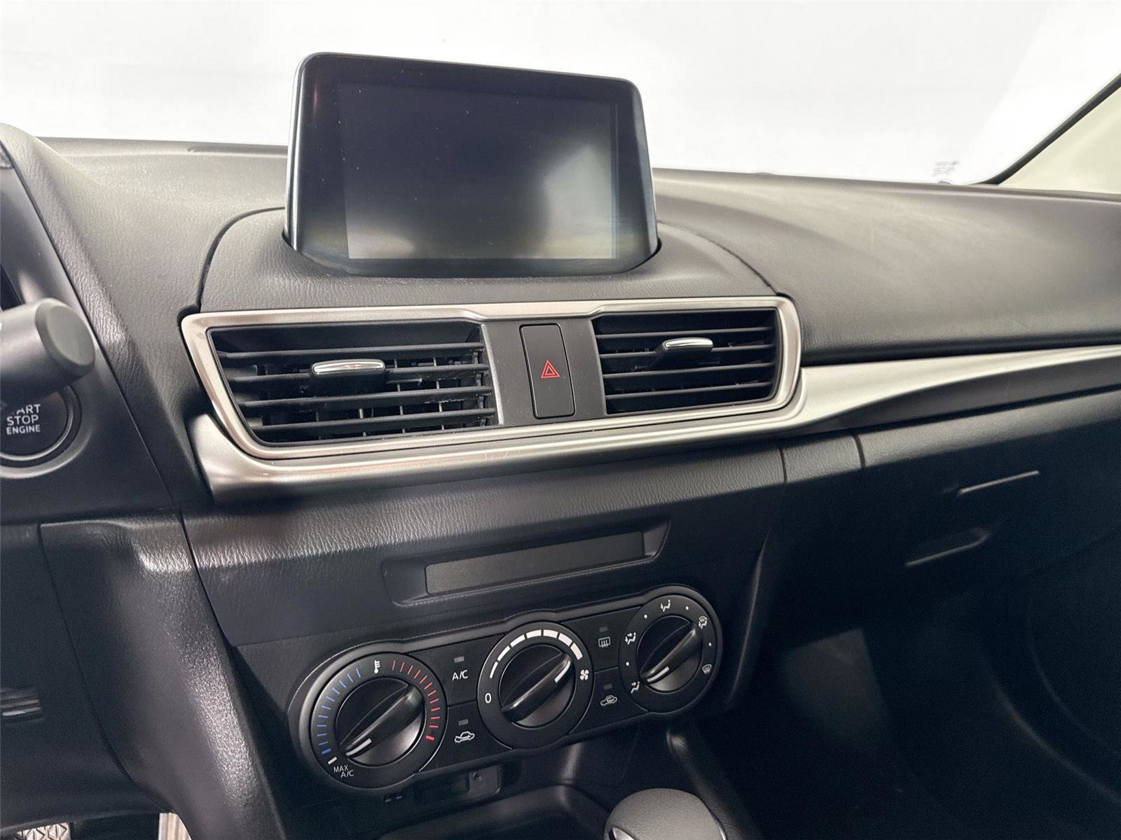 Used 2017 MAZDA MAZDA3 Sport image 12