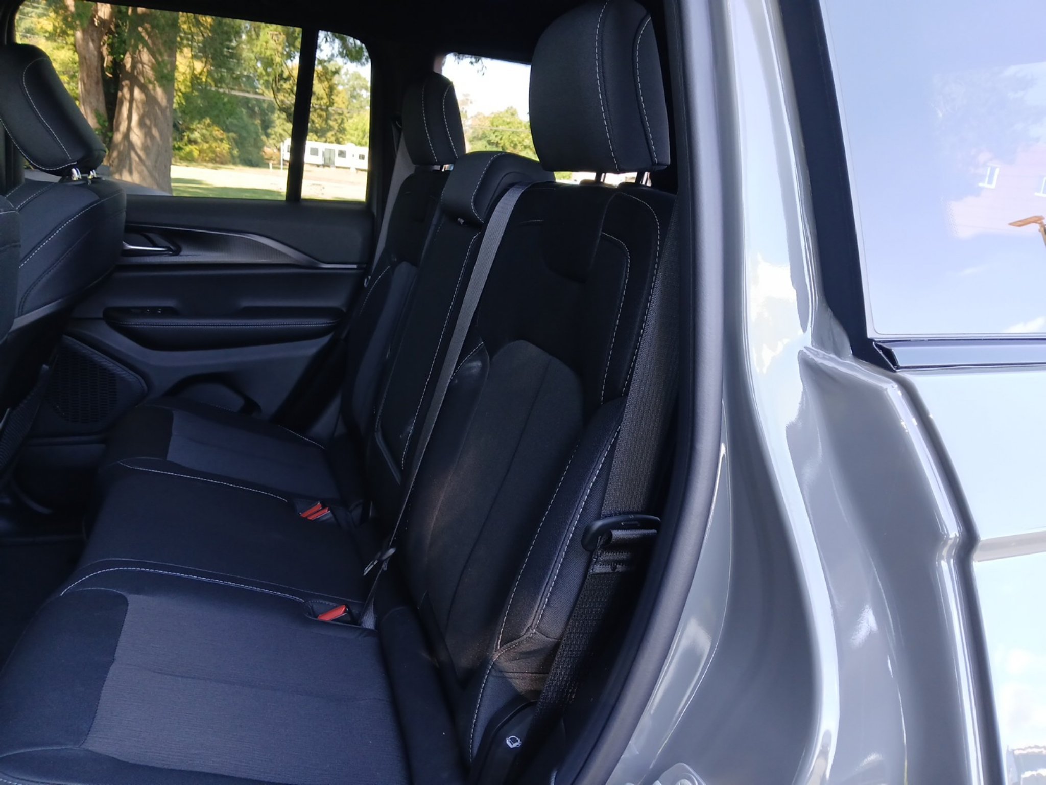 New 2027 Jeep Grand Cherokee Laredo X RWD image 48