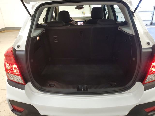 Used 2020 Chevrolet Trax LS w/ LPO, Protection Package AWD/4WD image 6