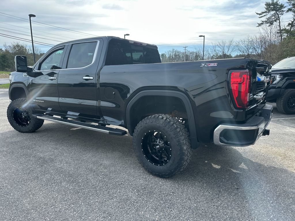 Used 2021 GMC Sierra 1500 SLT w/ SLT Premium Plus Package AWD/4WD image 3