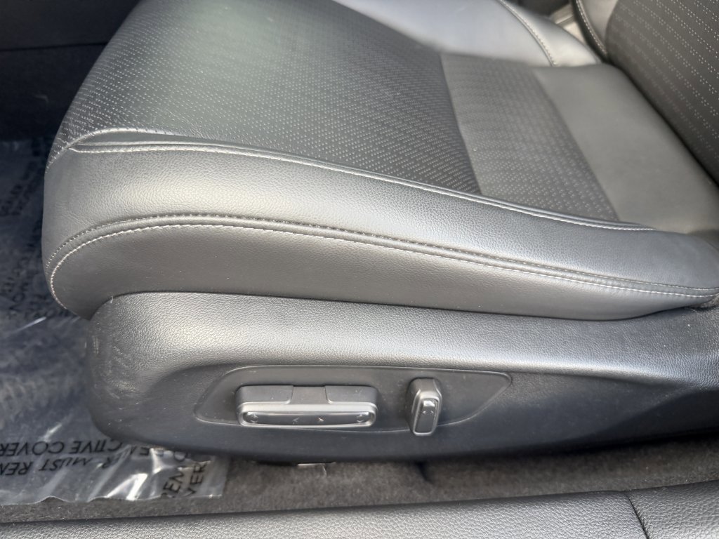 Used 2023 Honda Civic Touring image 31