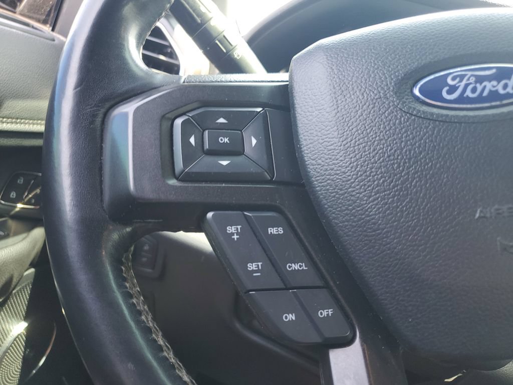 Used 2018 Ford Expedition Limited AWD/4WD image 22