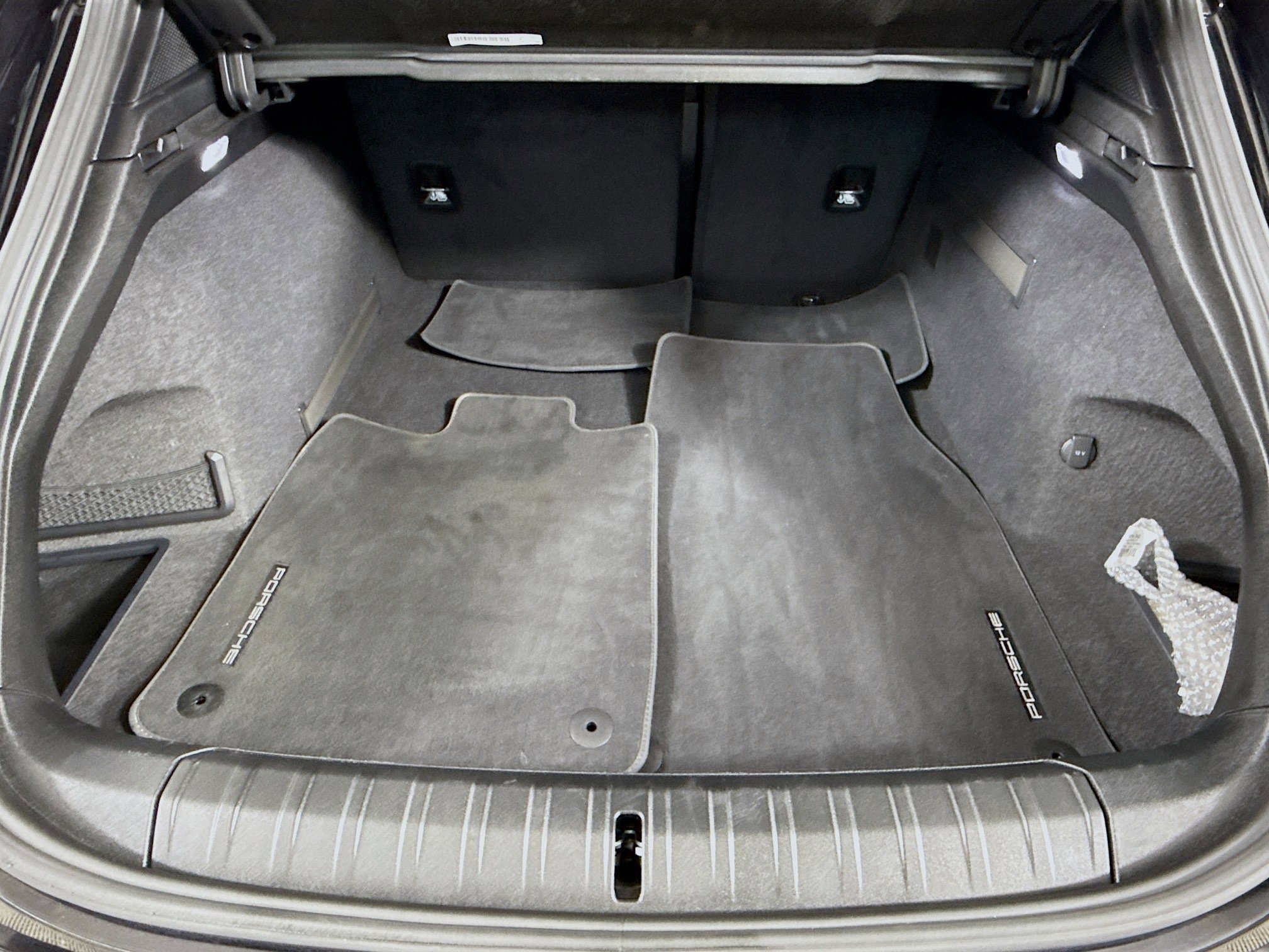 Certified 2024 Porsche Taycan 4 Cross Turismo image 25