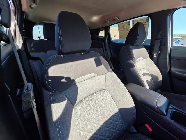 Used 2025 Nissan Kicks SV w/ Illumination Package image 12