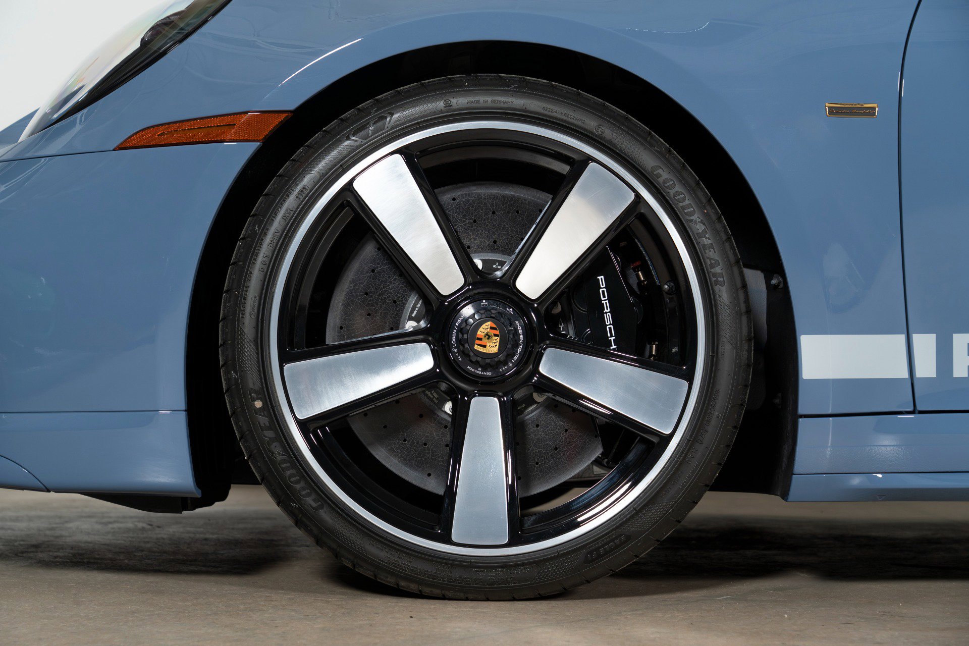 Used 2023 Porsche 911 Sport Classic image 49