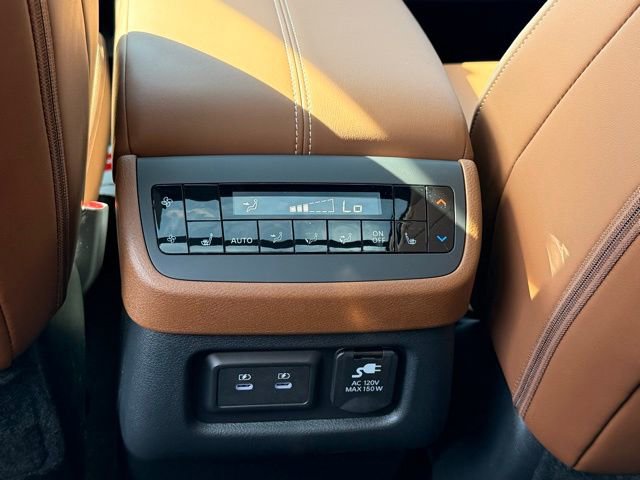 New 2026 Nissan Pathfinder Platinum image 21