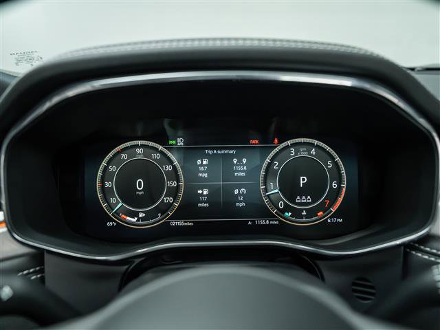 Certified 2024 Jaguar XF R-Dynamic SE image 23