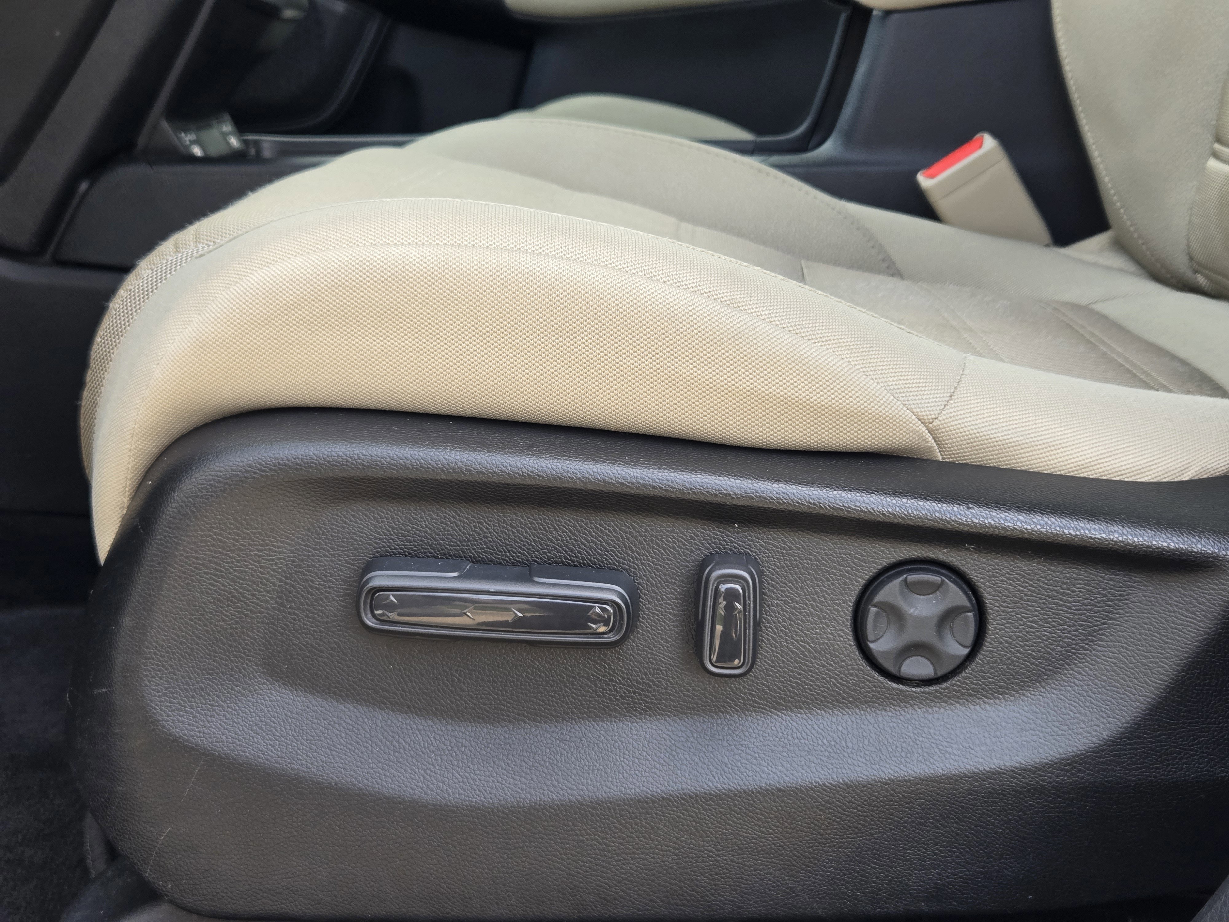 Used 2021 Honda CR-V EX image 17