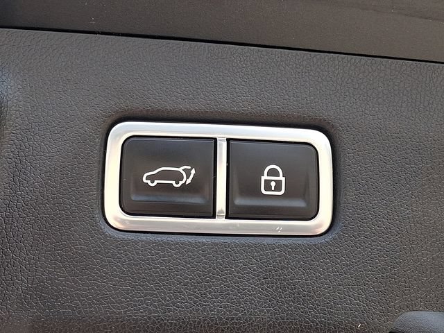 Certified 2023 Kia Sorento SX FWD image 31